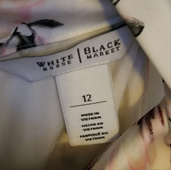 White House Black Market - Picture 3 of 3